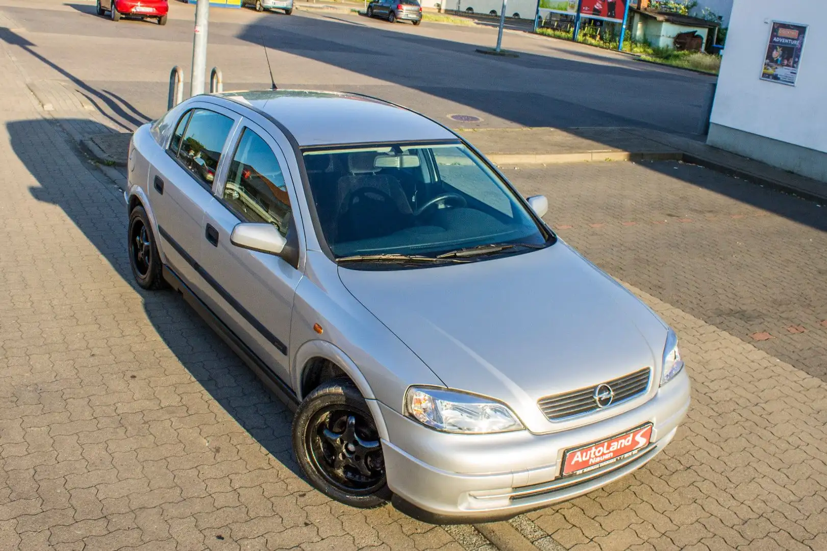 Opel Astra +1 Hand+nur 73000 km+neu TÜV+NR60 Silber - 2