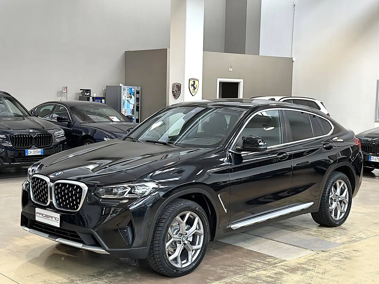 BMW X4 xdrive20i mhev 48V 19"-Pelle-Camera-Carplay-IVA
