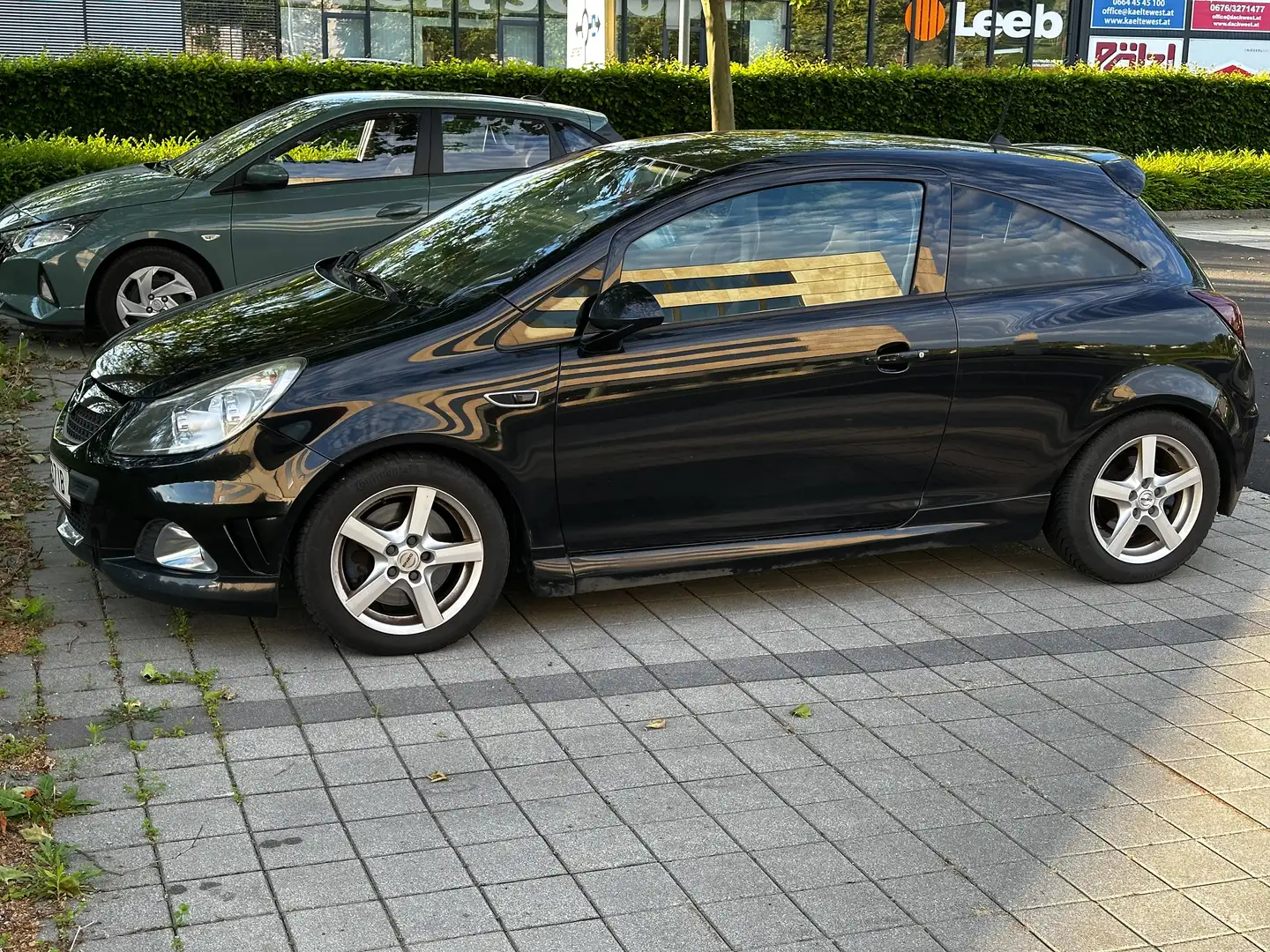 Opel Corsa Corsa 1,6 OPC OPC Schwarz - 1