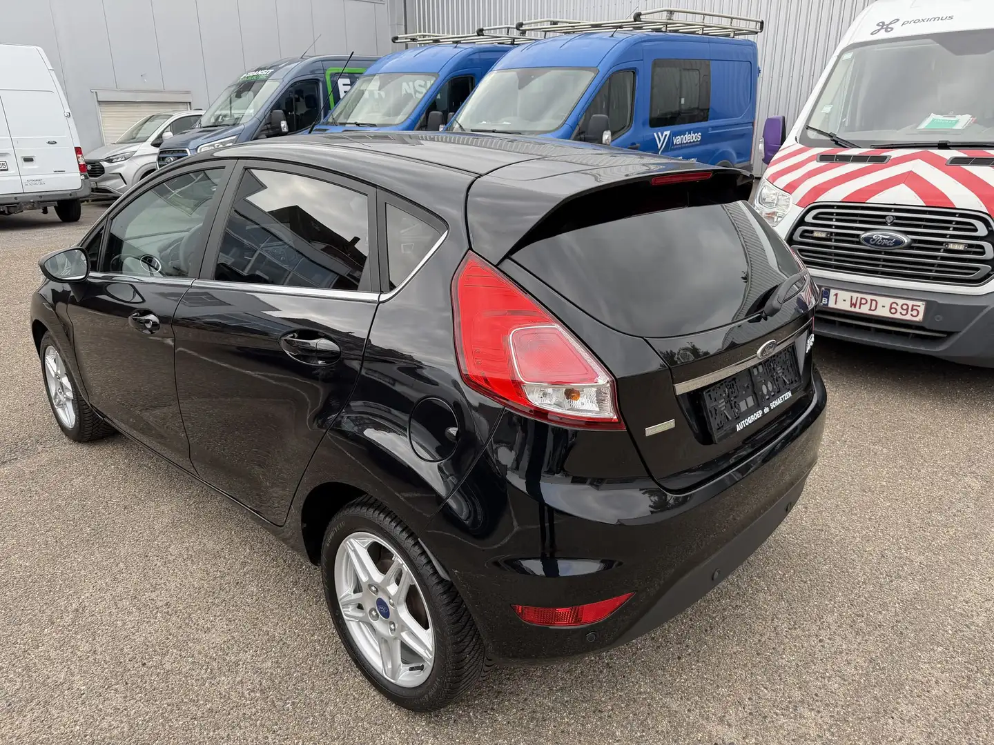 Ford Fiesta EcoBoost Trend Start-Stop Noir - 2