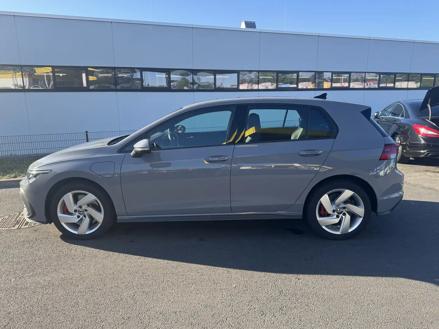 Volkswagen Golf GTE 1,4 eHybrid PHEV DSG Grau - 2
