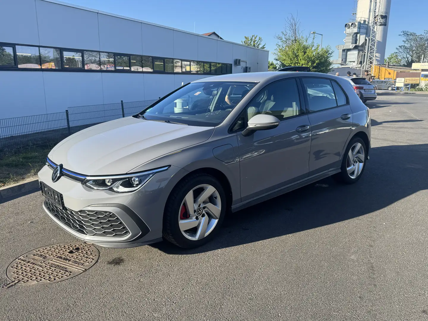 Volkswagen Golf GTE 1,4 eHybrid PHEV DSG Grau - 1