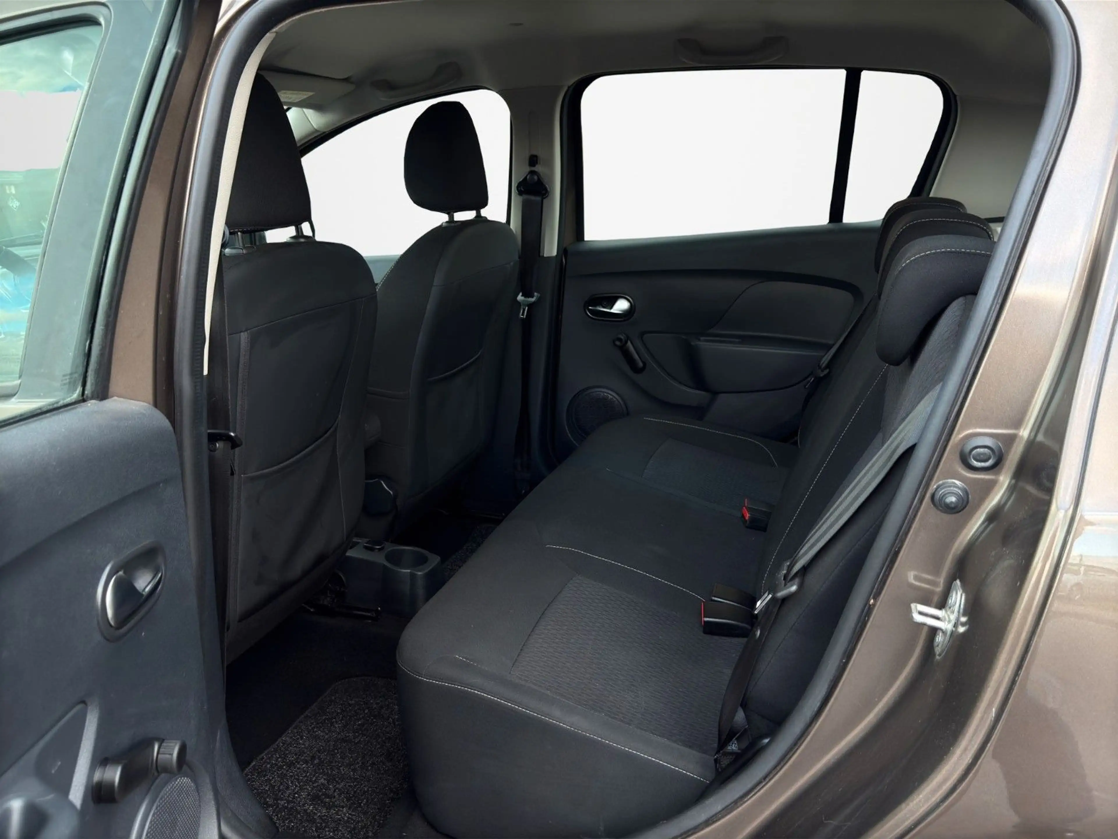 Dacia Sandero II Laureate/Nur 48tkm/Klima/Bluetooth — photo 15