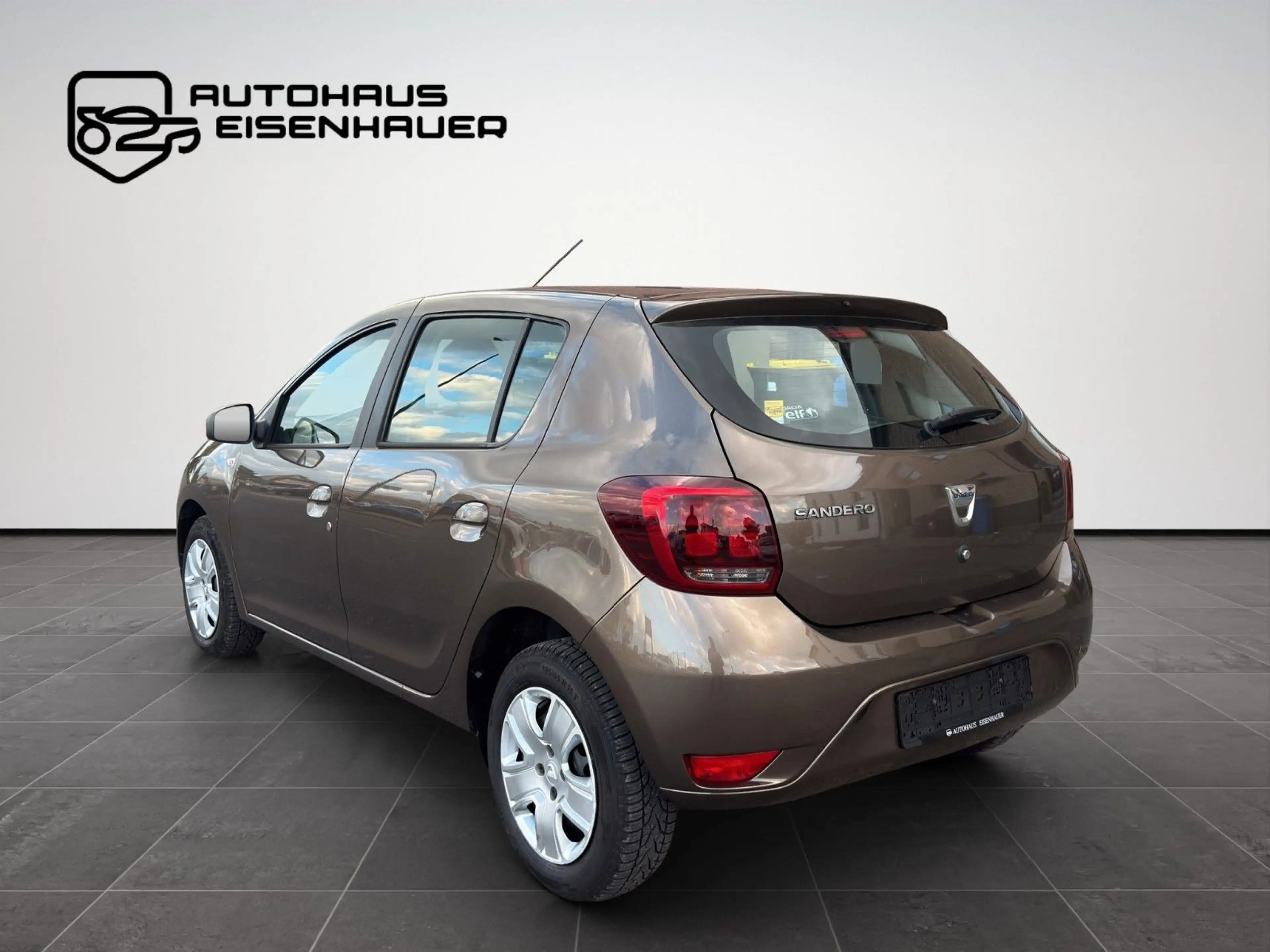 Dacia Sandero II Laureate/Nur 48tkm/Klima/Bluetooth — photo 3