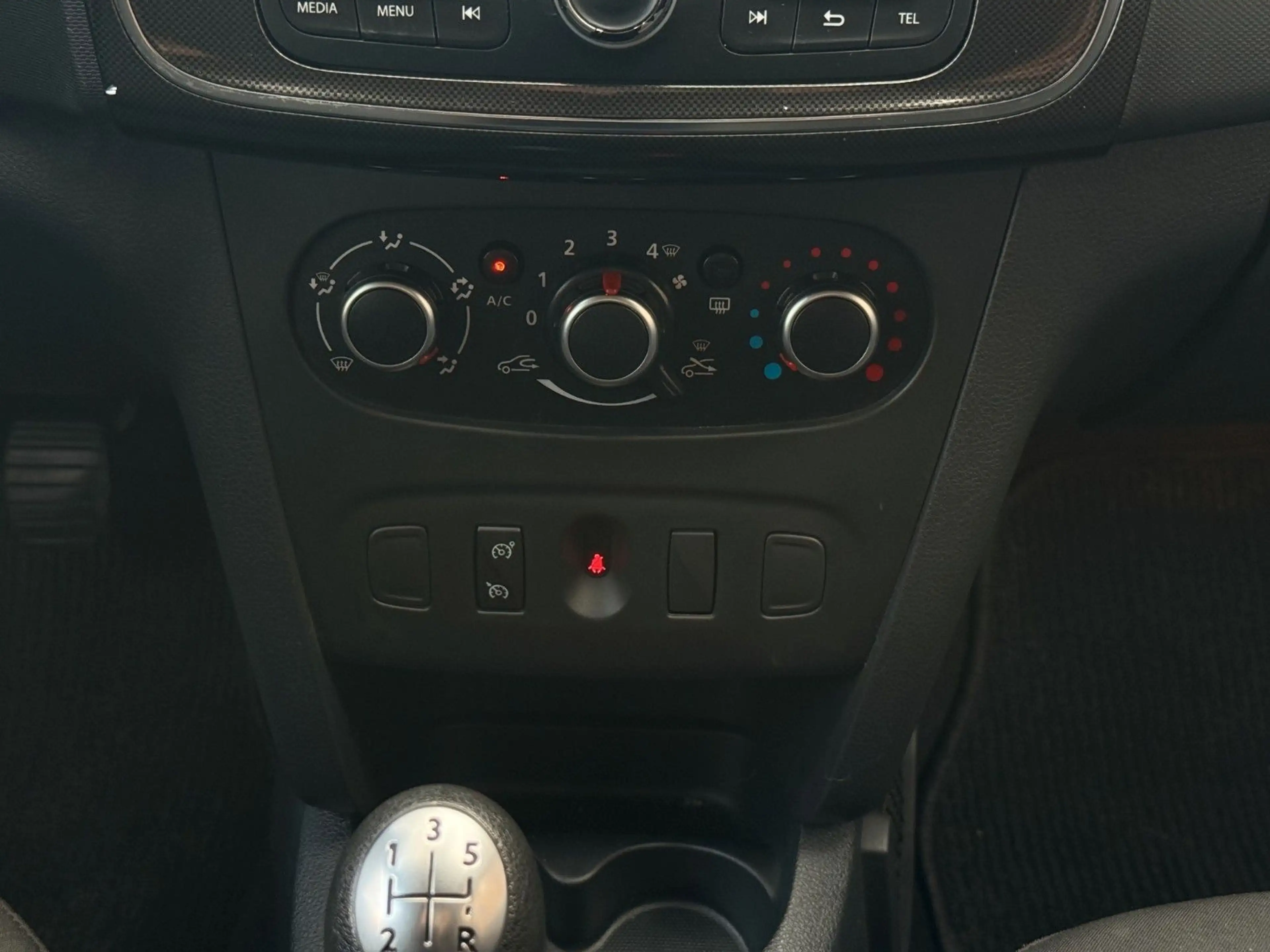 Dacia Sandero II Laureate/Nur 48tkm/Klima/Bluetooth — photo 13