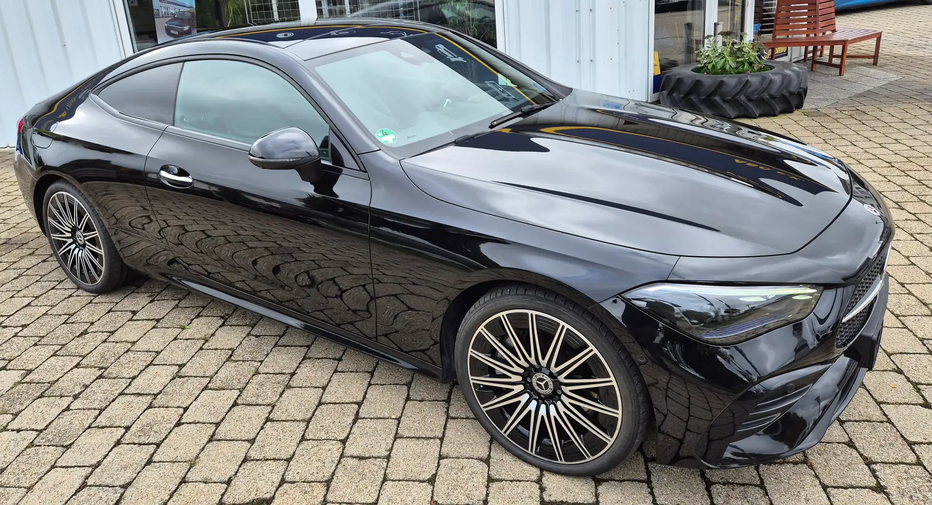 Mercedes-Benz CLE 450 CLE 450 4Matic AMG Premium Line Plus Schwarz - 1