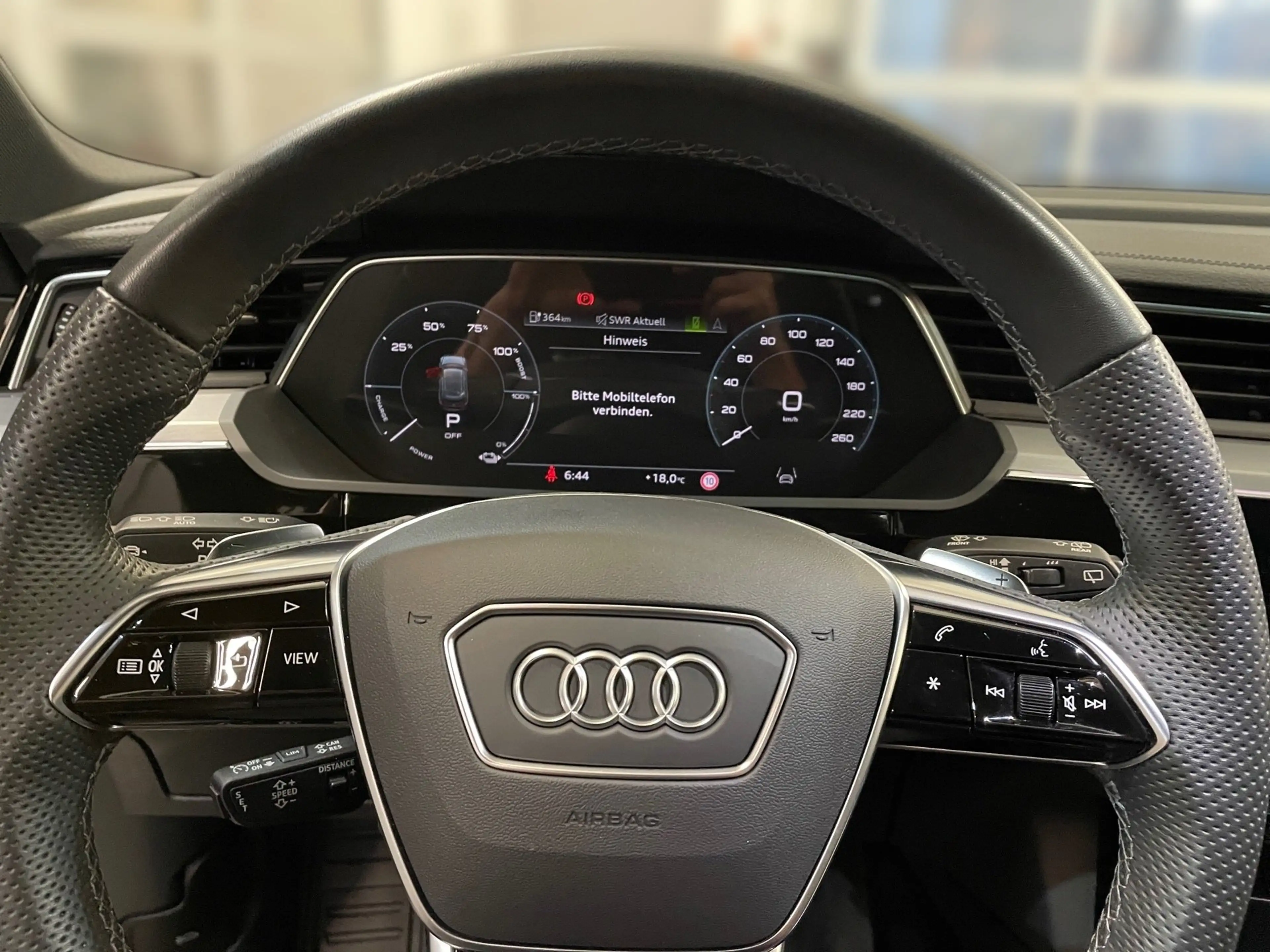 Audi Q8 e-tron Q8 55 e-tron quattro advanced *AHK*B&O*PANO*MATRIX — photo 11