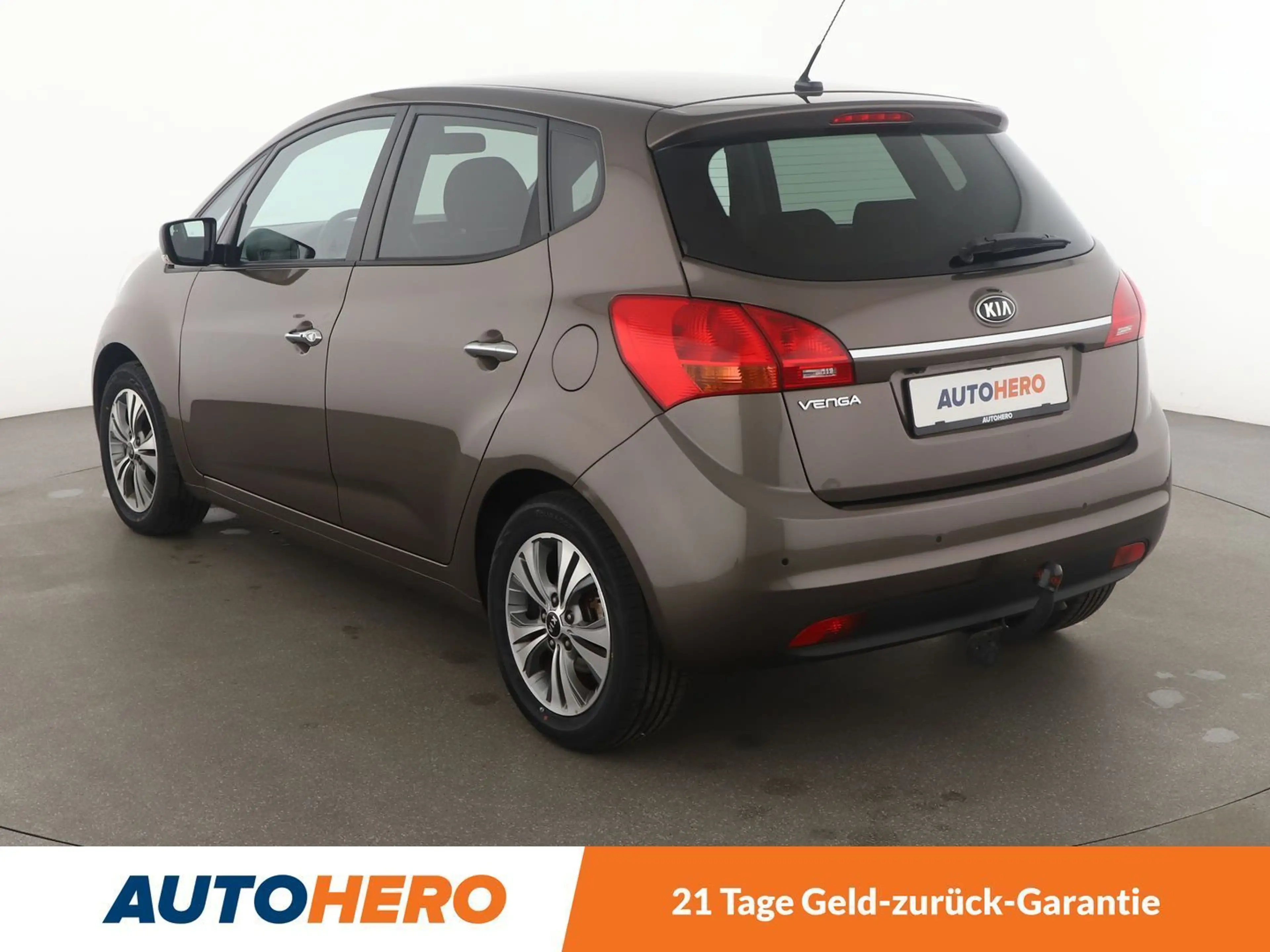 Kia Venga 1.6 Dream Team*NAVI*PDC*SHZ*AHK*ALU*KLIMA* — photo 4