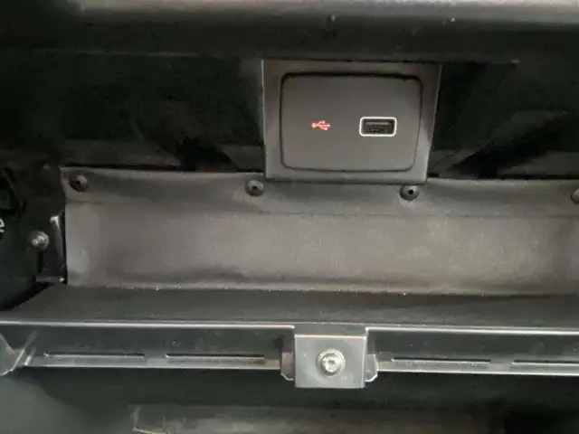 Opel Movano view 18