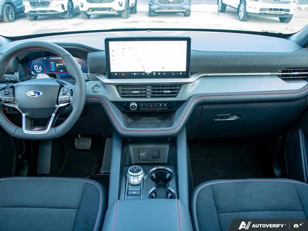 Ford Explorer photo Ford Explorer
