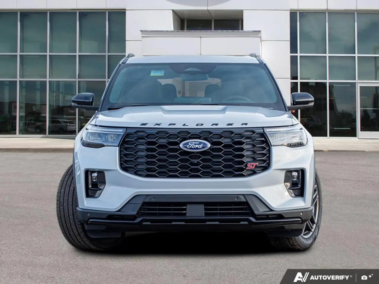 Ford Explorer photo Ford Explorer