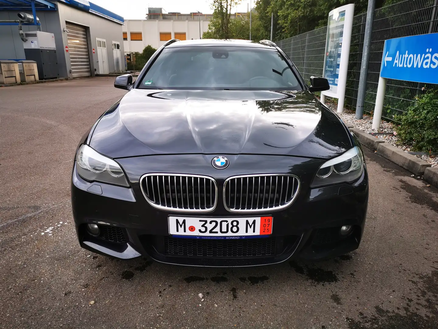 BMW 535 535d xDrive Touring Sport-Aut. Šedá - 1