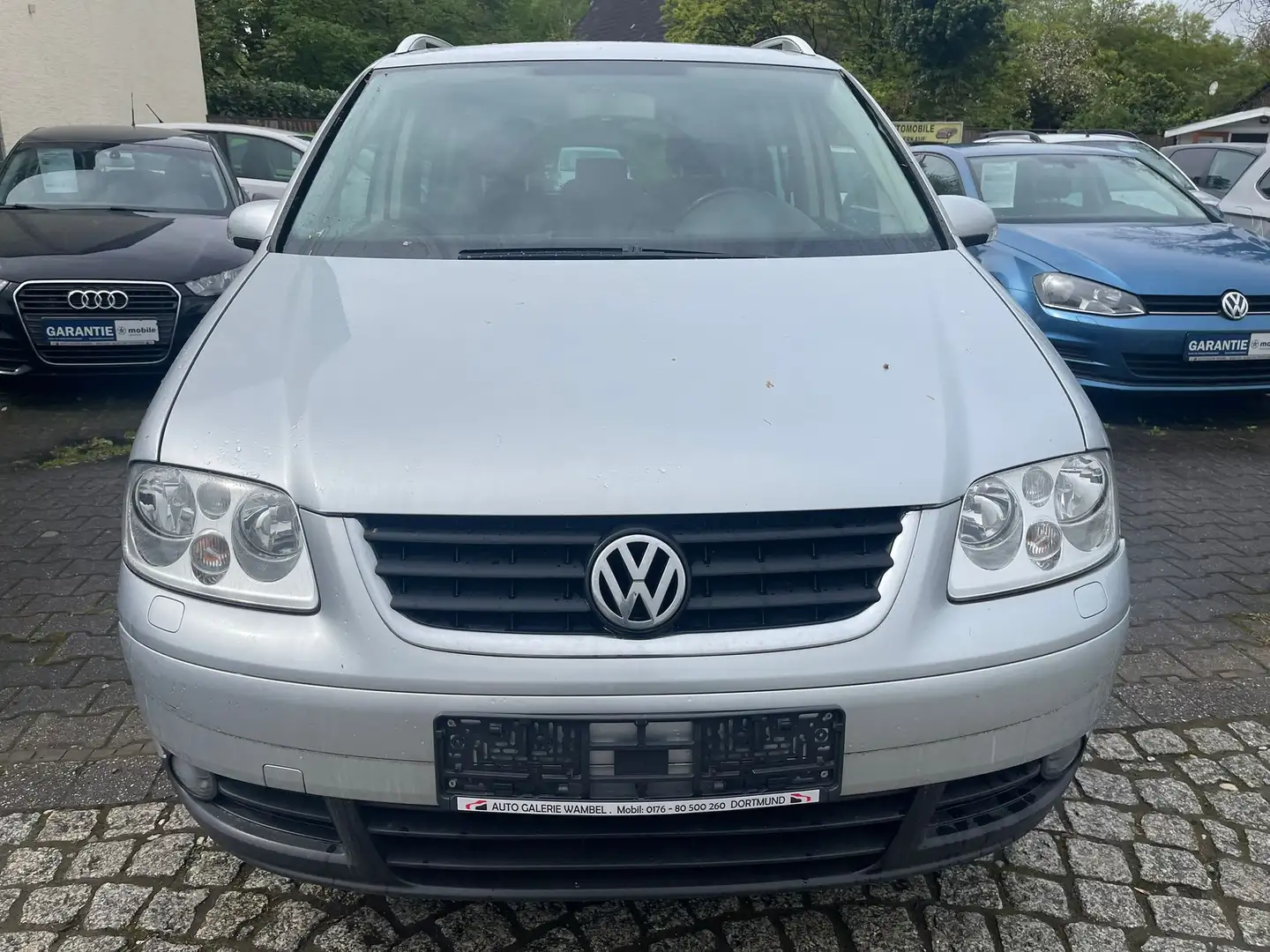 Volkswagen Touran Highline Grey - 1