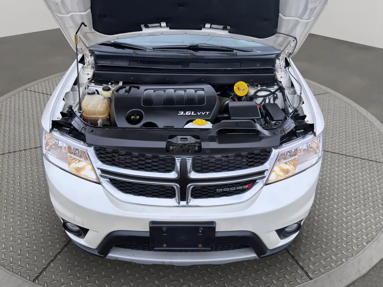 Dodge Journey снимка Dodge Journey