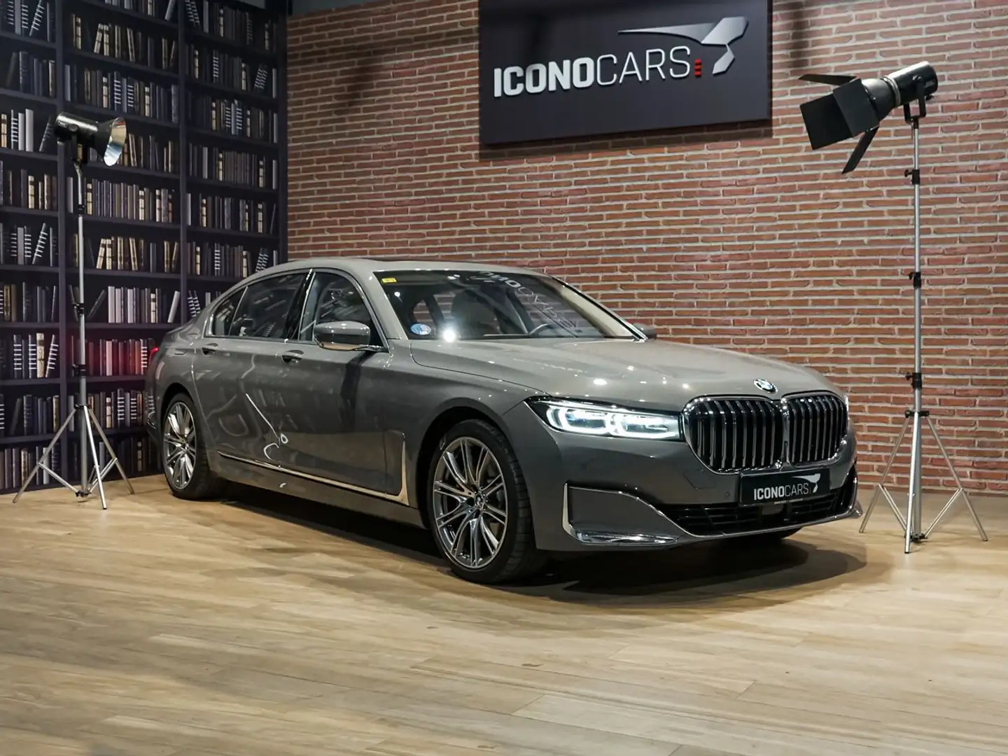 BMW 745 745Le xDrive Wit - 1