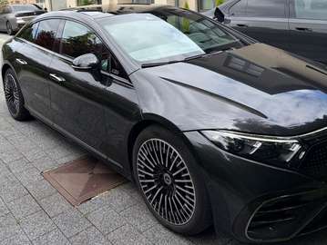 EQS 107.8 kWh 580 4-Matic AMG Line