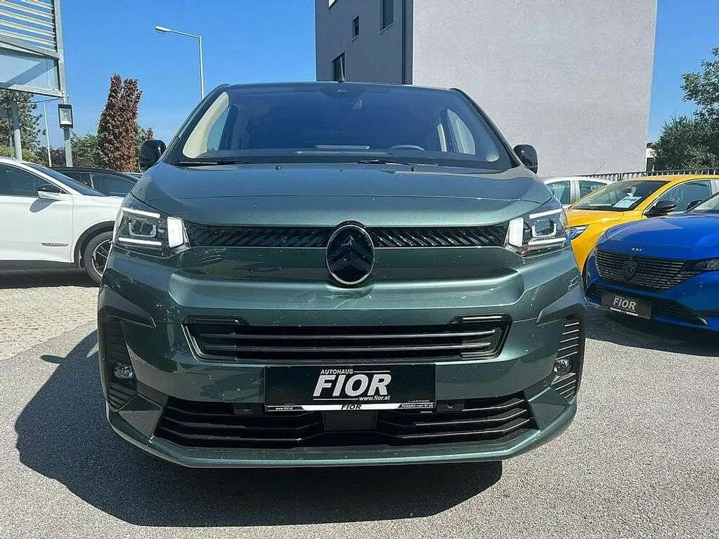 Citroen Spacetourer BHDI 180 S&S EAT8 M Business (C4446) Grün - 2