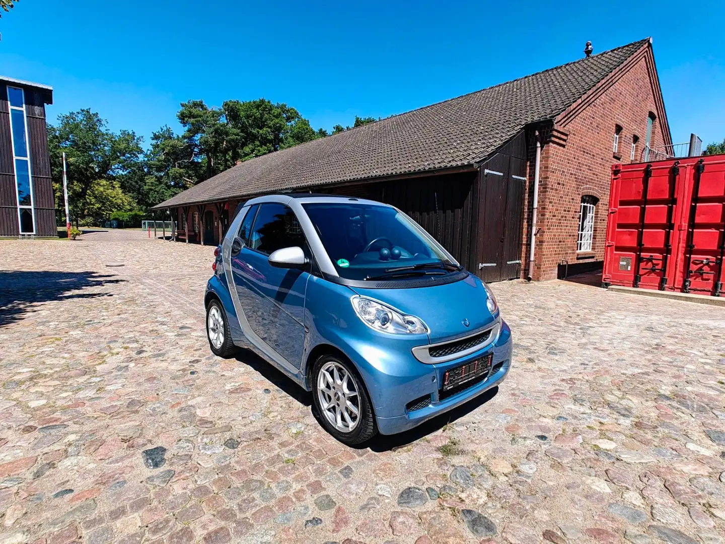 smart forTwo Cabrio 0.8 CDI Automatik / Klima / Navi/ Blau - 2