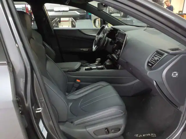 Lexus Unknown Model view 8