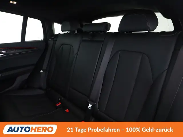 BMW X4 view 14