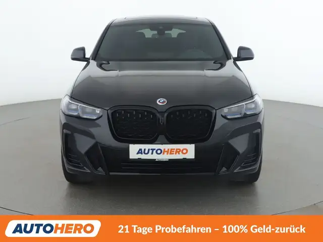 BMW X4 view 9