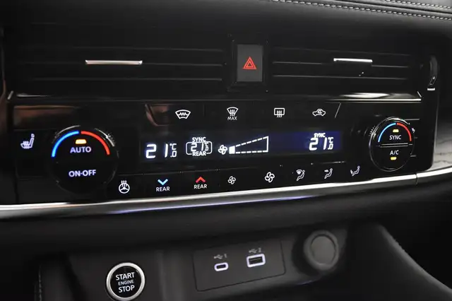 Nissan X-Trail view 11