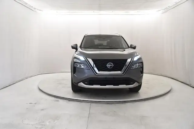 Nissan X-Trail view 5