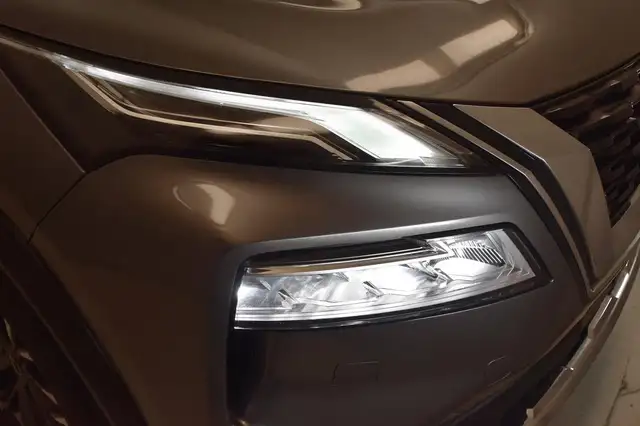 Nissan X-Trail view 20