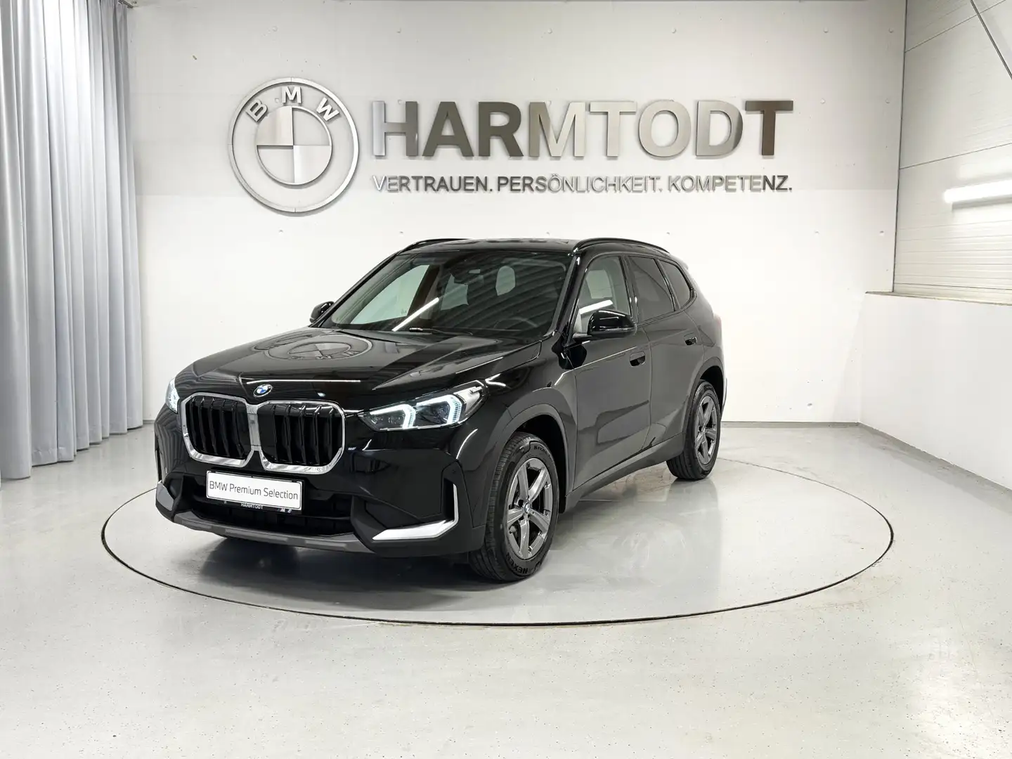 BMW X1 xDrive20d *Premium Paket* Schwarz - 2