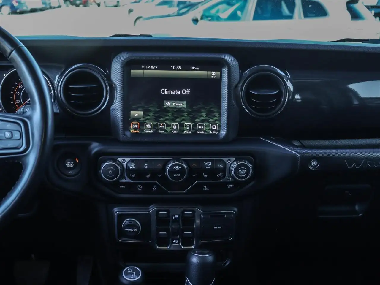 Jeep Wrangler снимка Jeep Wrangler
