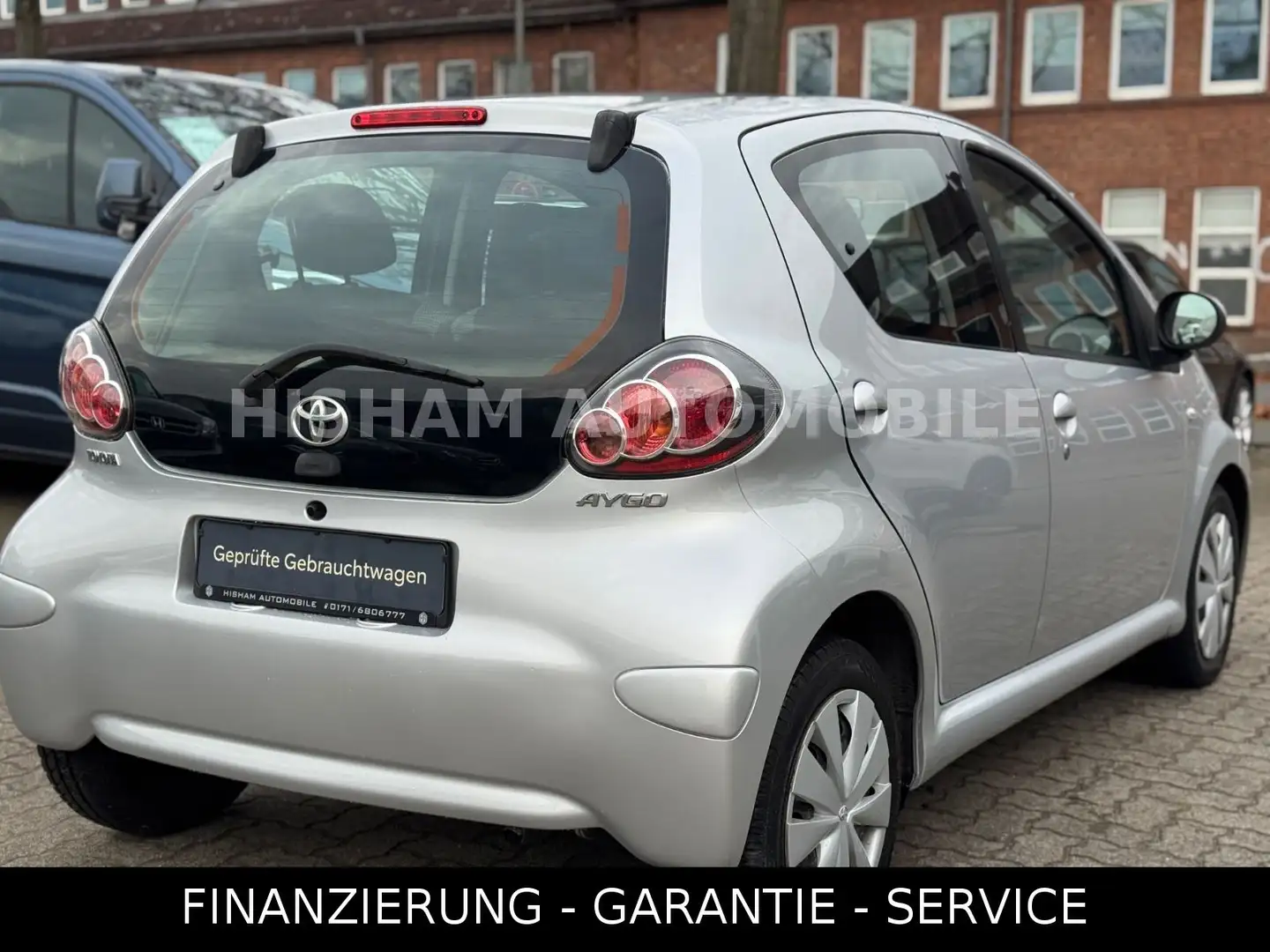 Toyota AYGO Cool Go/KLIMA/NAVI/ALLWETTER/TÜV NEU Argent - 2