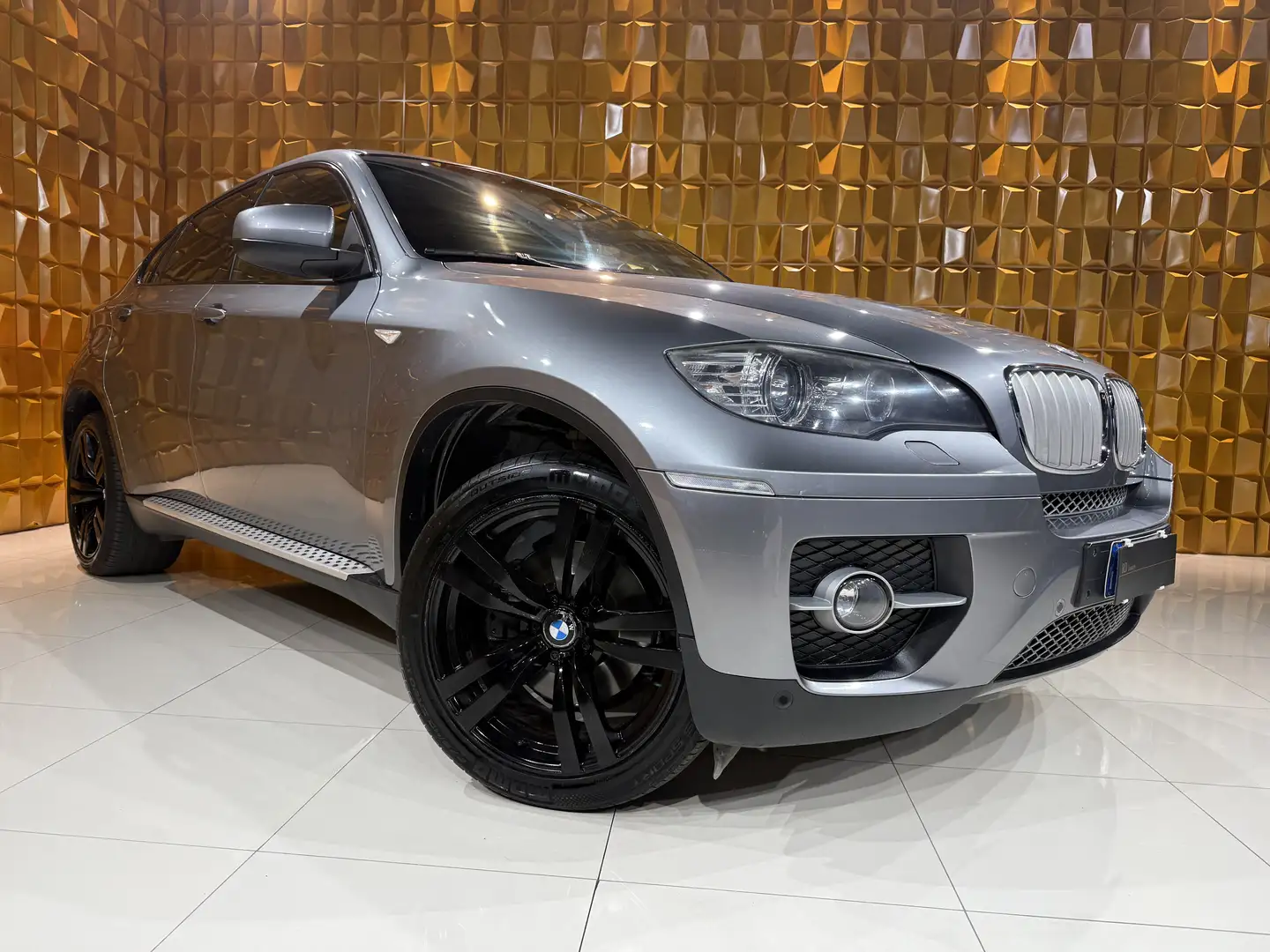 BMW X6 xdrive30d Futura auto R20 full optional Grigio - 1