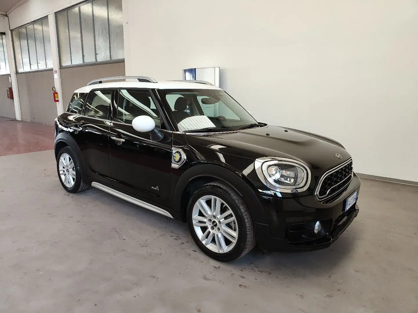 MINI Cooper SE Countryman 1.5 Hype Hybrid Plug-In ALL4 auto Navi Cerchi 18 Negro - 2