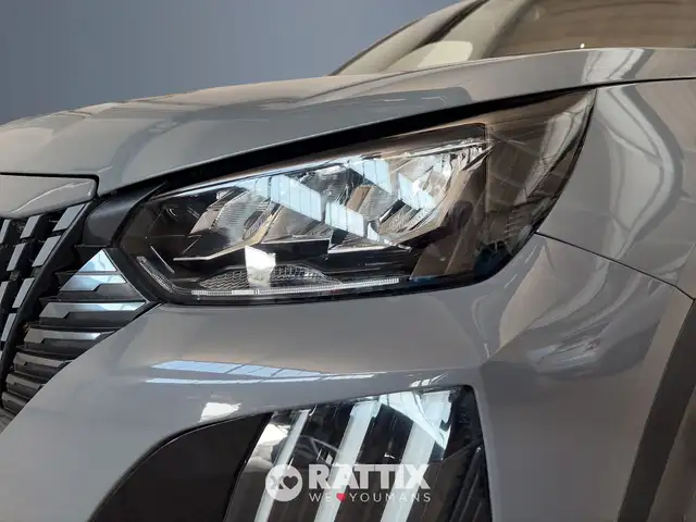 Peugeot 2008 view 3