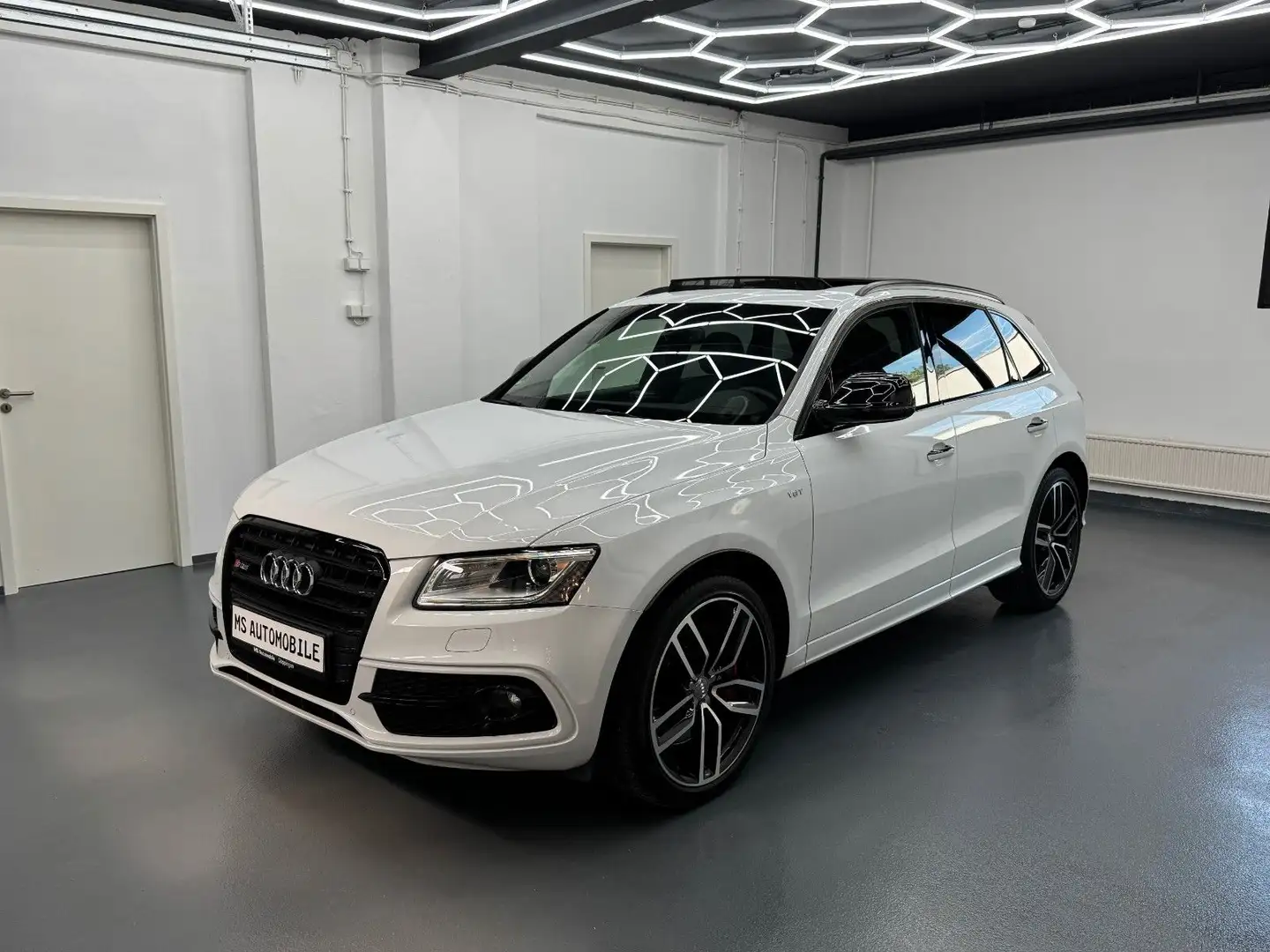 Audi SQ5 3.0 TDI plus quattro *PLUS*PANO*ACC*KAM*B&O* Weiß - 1
