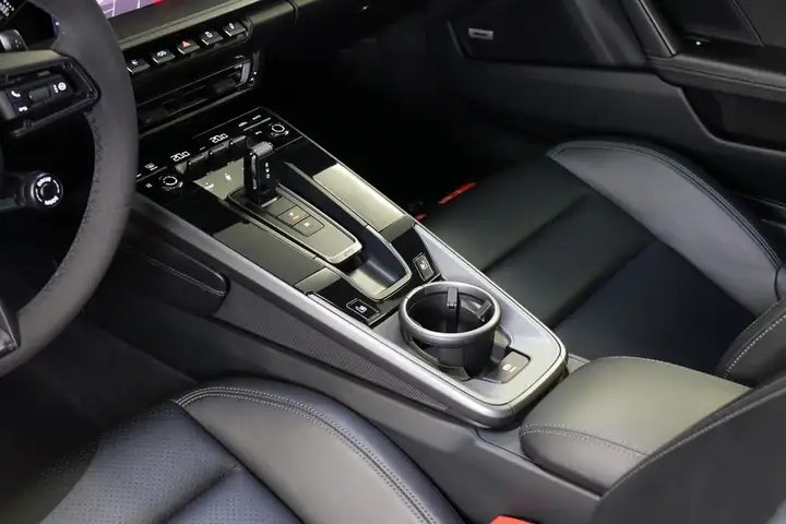 Porsche Carrera 2 GTS Coupé PDK 2021, foto 10