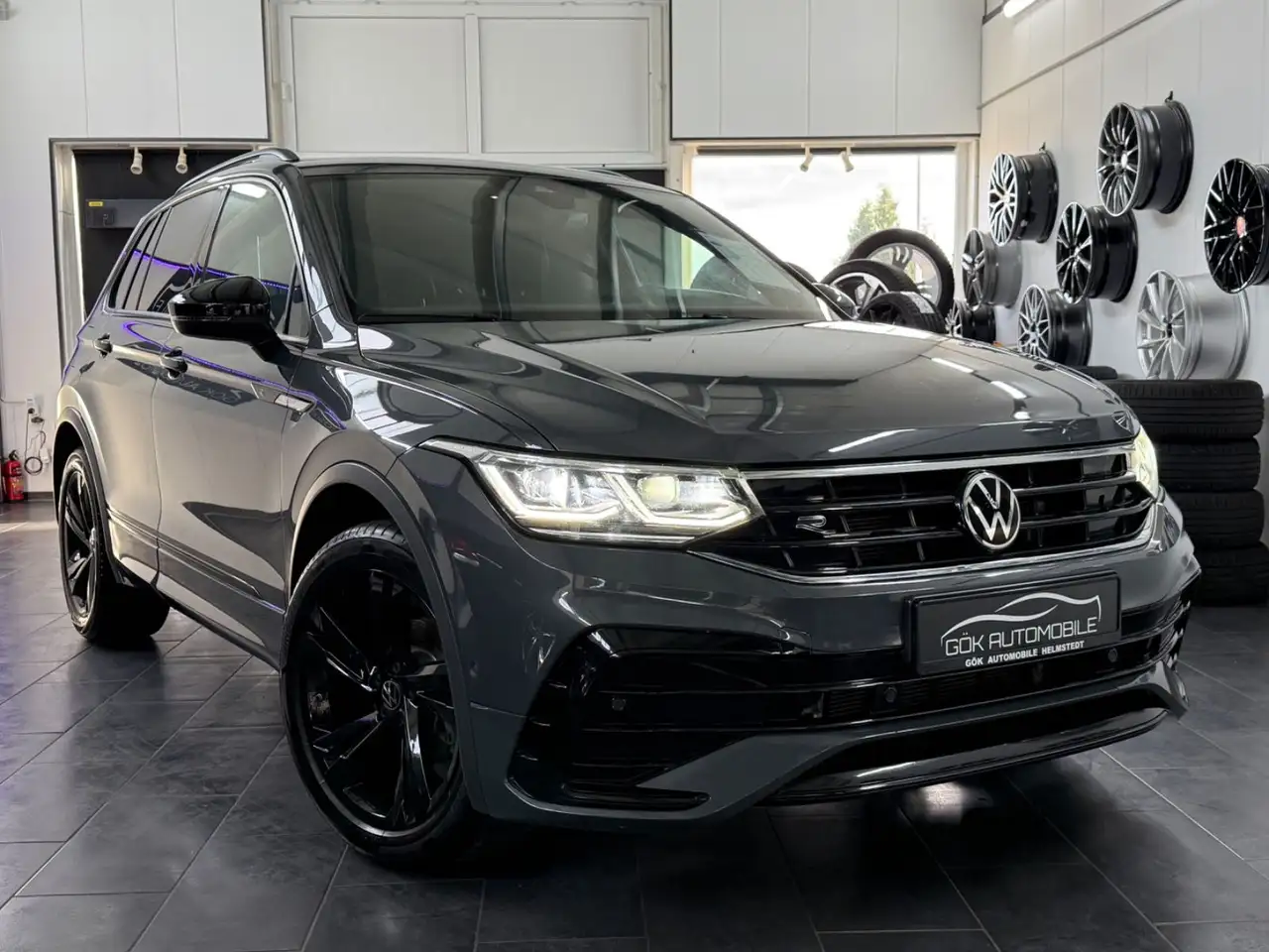 2022 Volkswagen Tiguan R-Line 2.0 TDI AHK*IQLIGHT*STHZ*BLACKSTYL, photograph 8