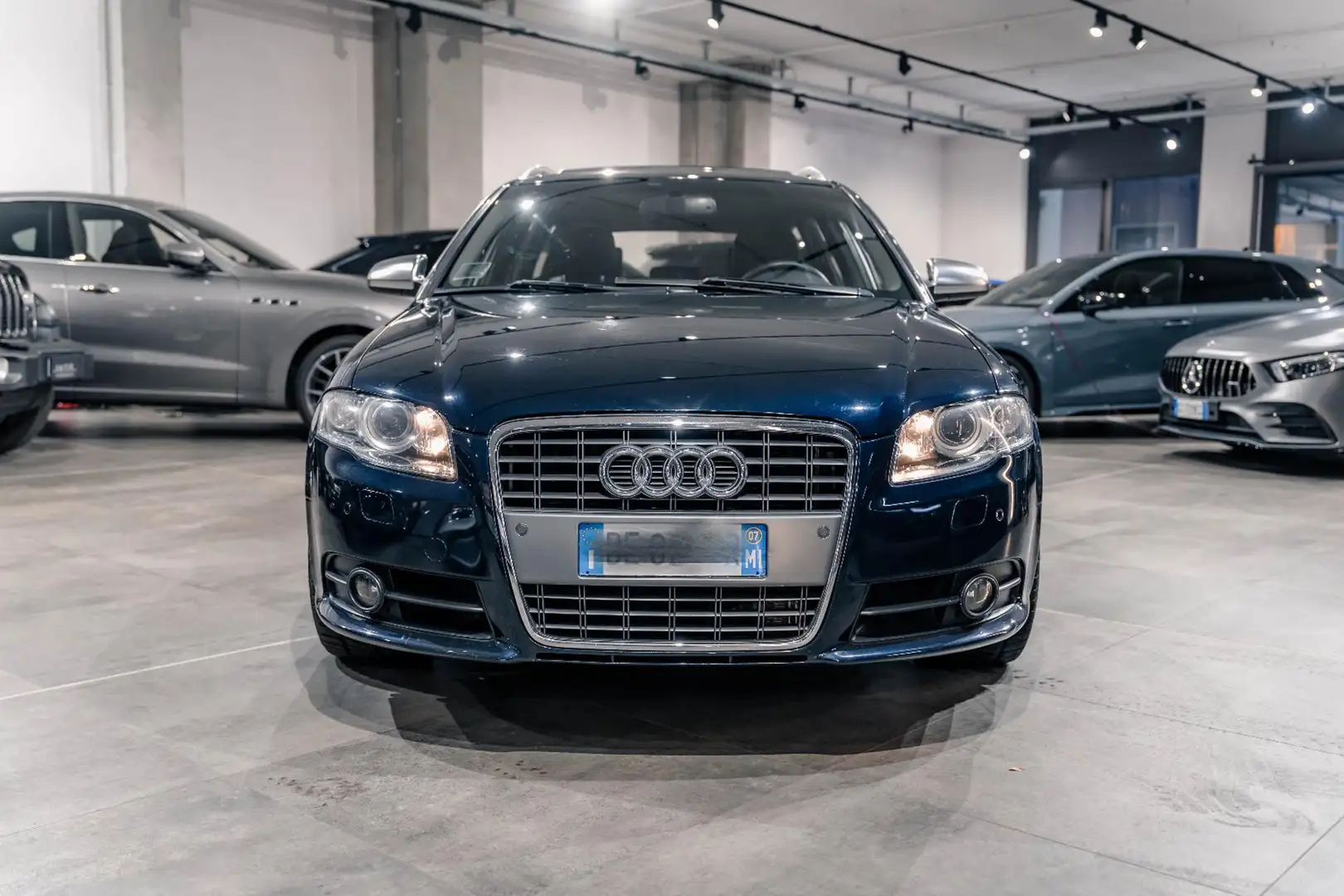 Audi S4 4.2 V8 Avant quattro tiptronic Blau - 2