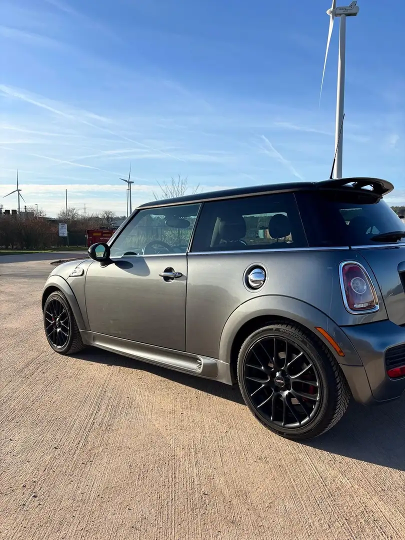 MINI John Cooper Works - 2