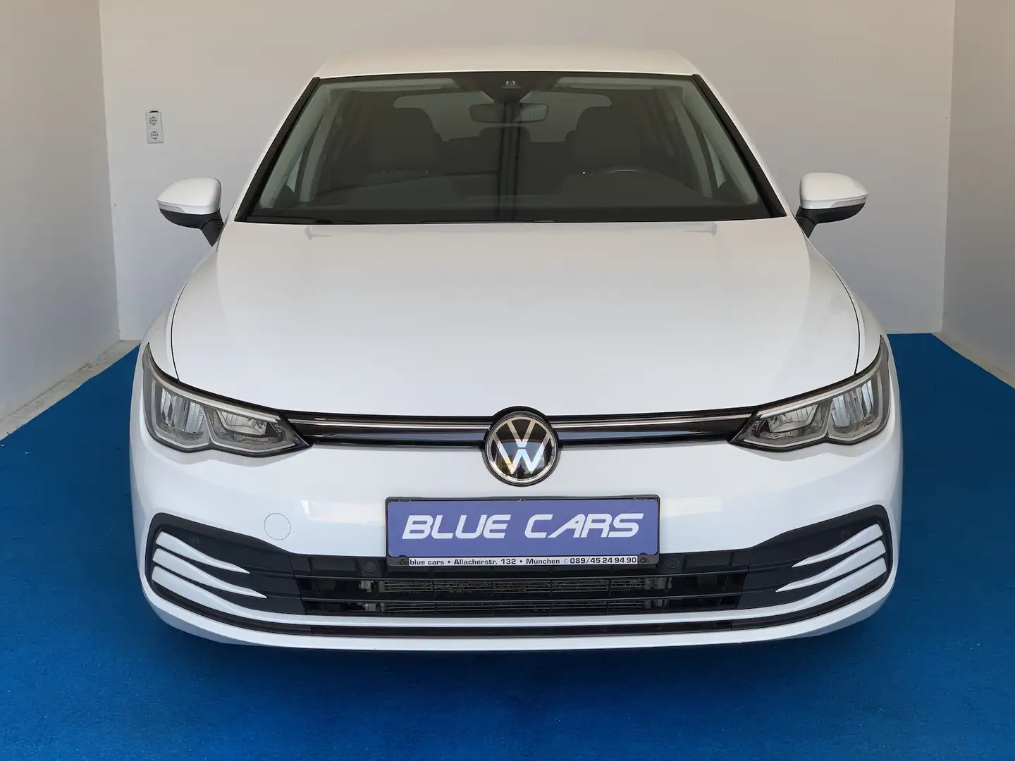 Volkswagen Golf VIII 2,0 DSG/Life/NAV/LED/ACC/AppleCarPlay Bianco - 2