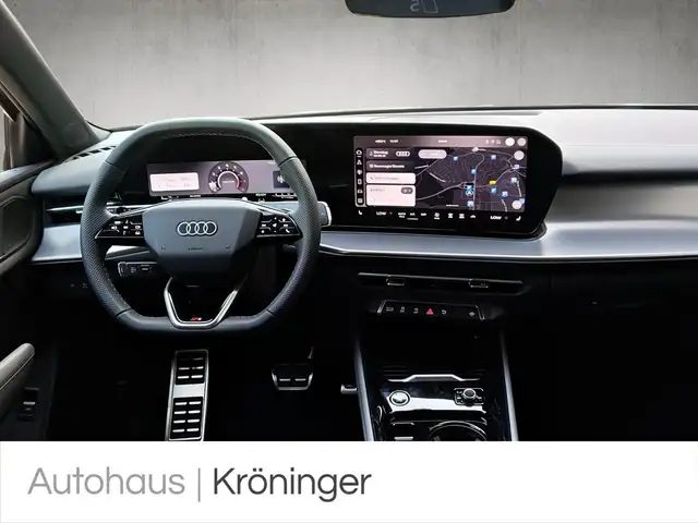 Audi Q3 view 13