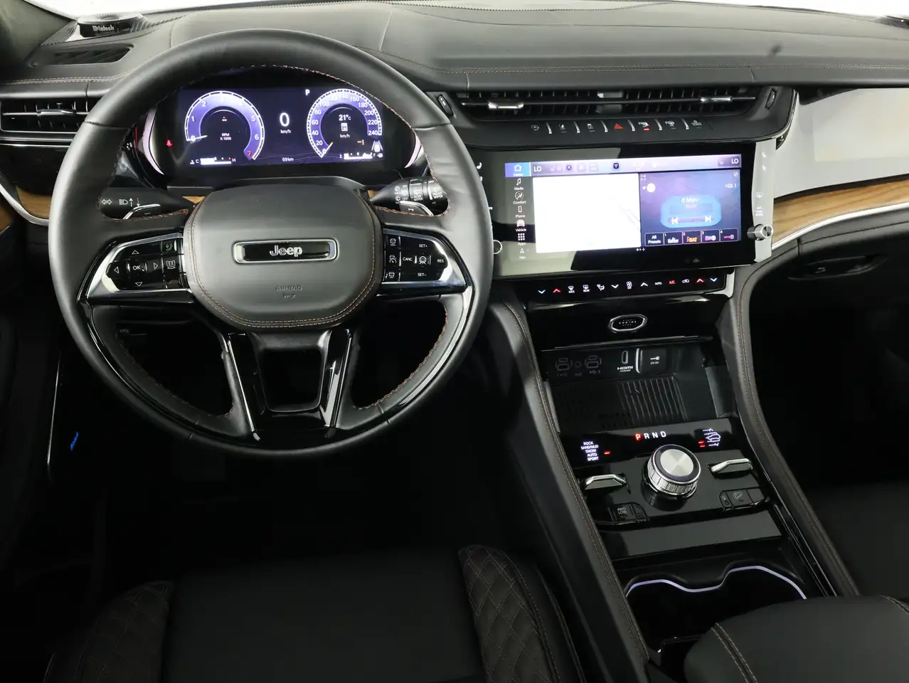Jeep Grand Cherokee снимка Jeep Grand Cherokee