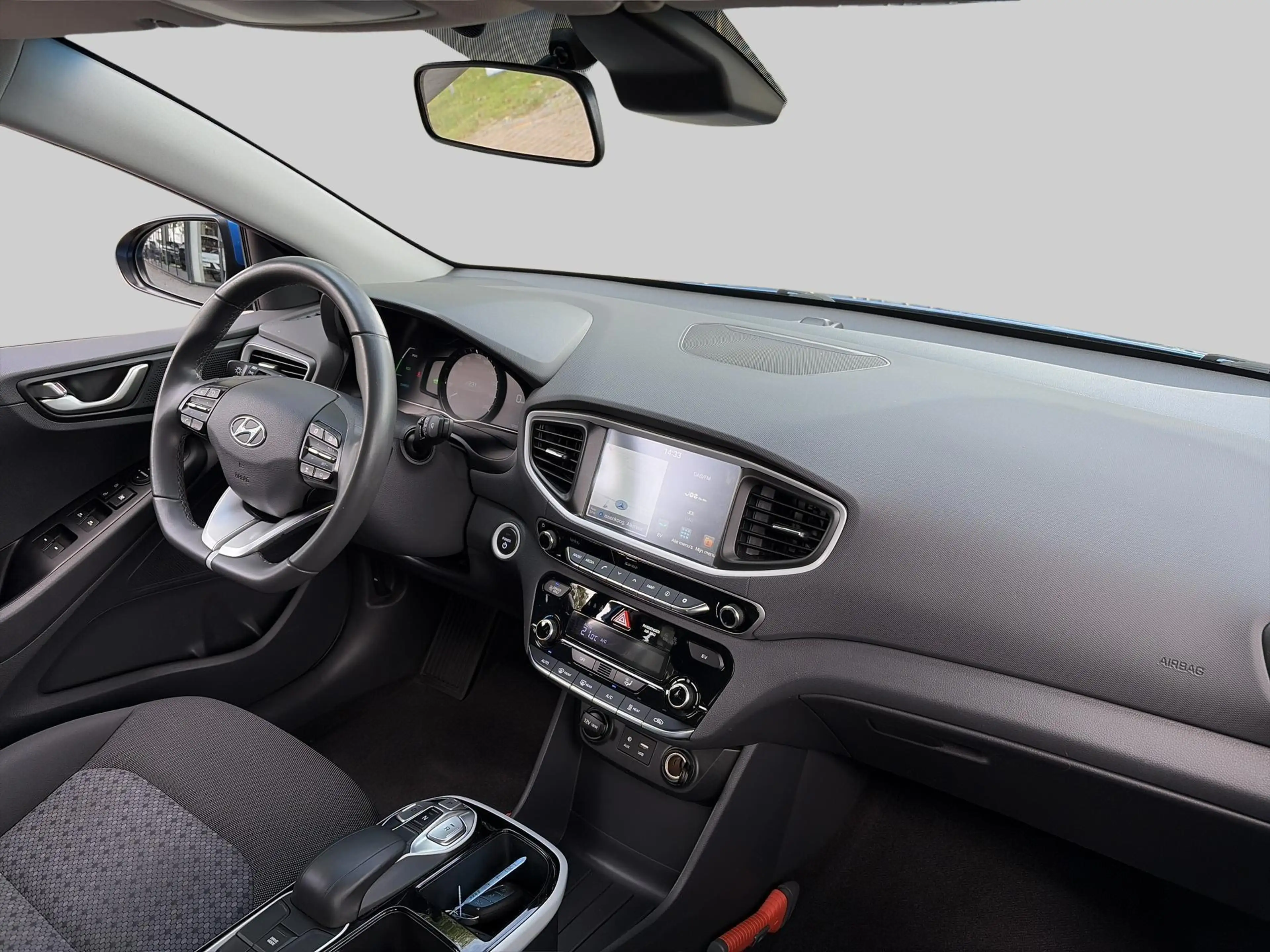 Hyundai IONIQ Comfort EV | Achteruitrijcamera | Airco (automatis — photo 13
