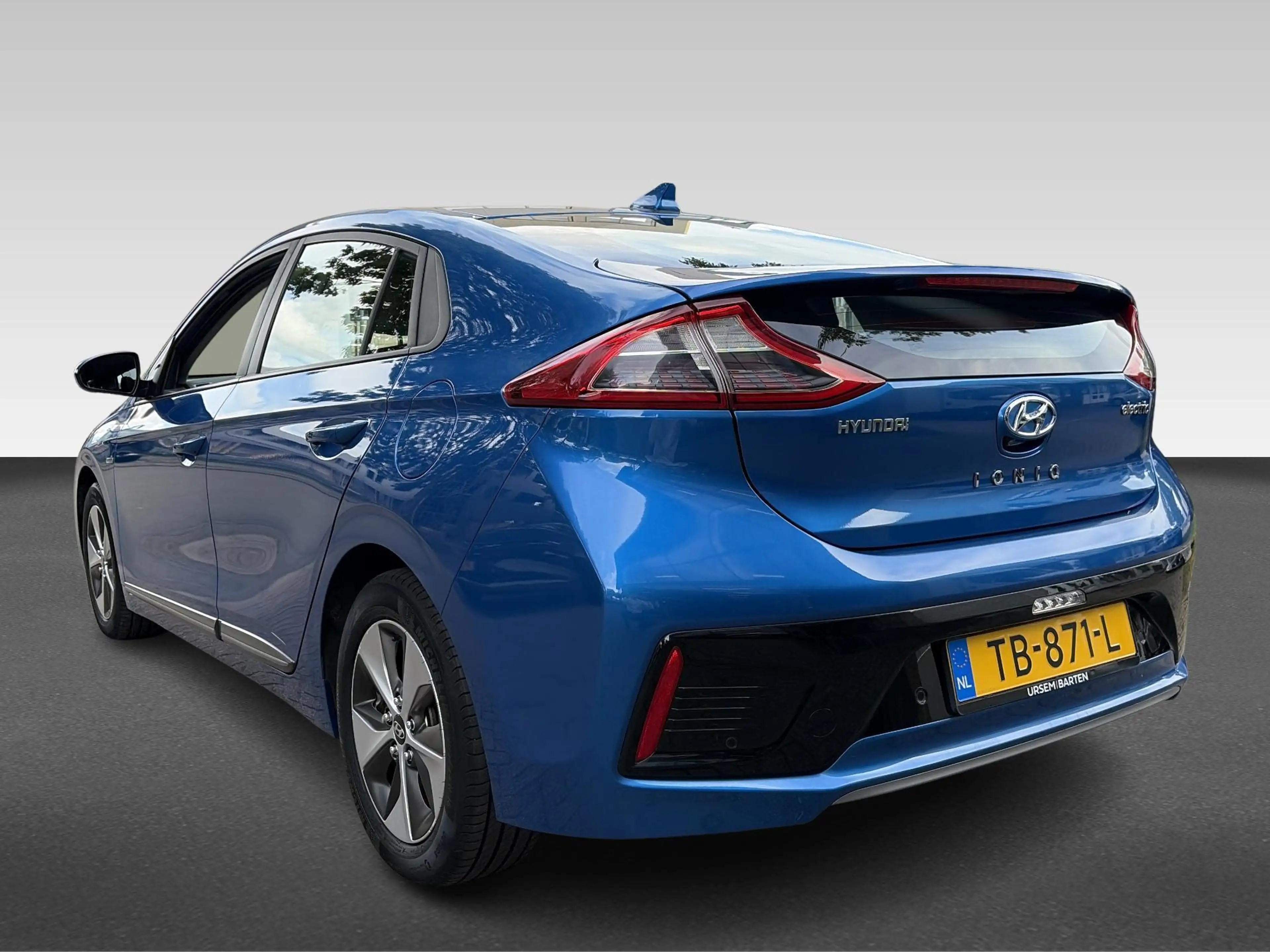 Hyundai IONIQ Comfort EV | Achteruitrijcamera | Airco (automatis — photo 3