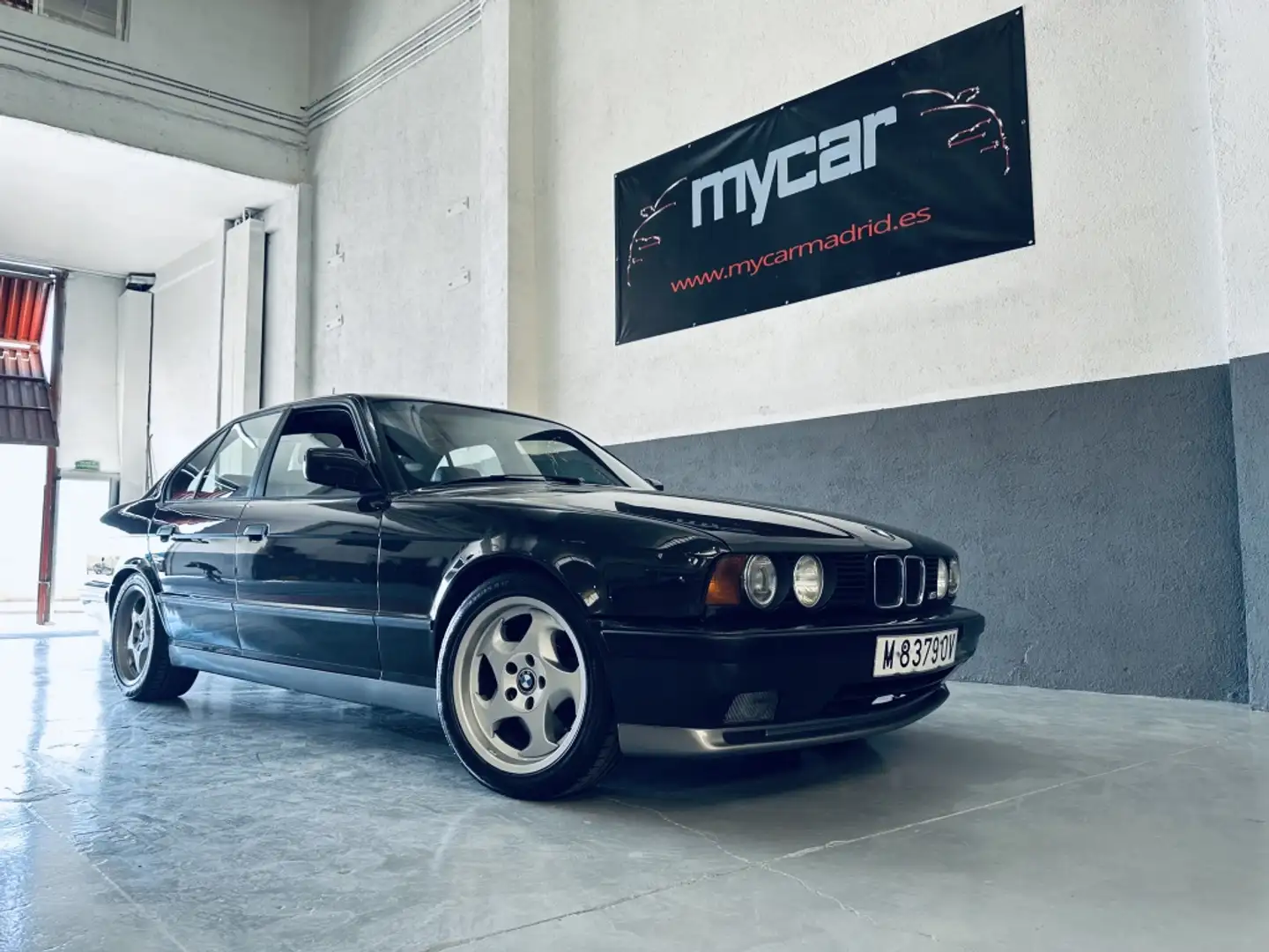BMW M5 Zwart - 1