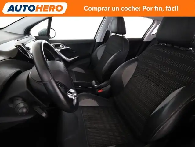Peugeot 2008 view 11