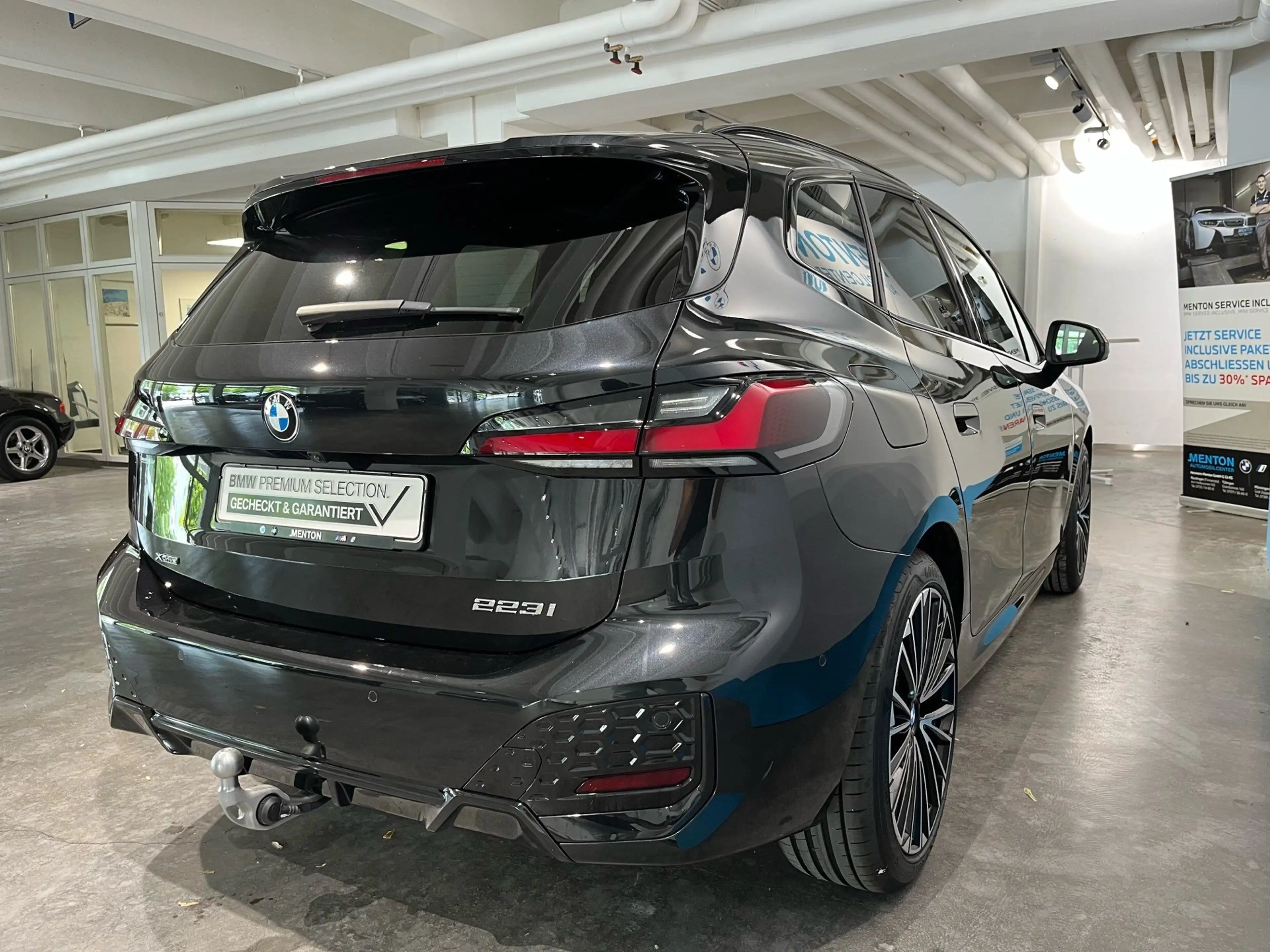 BMW 223 i XDRIVE — photo 6