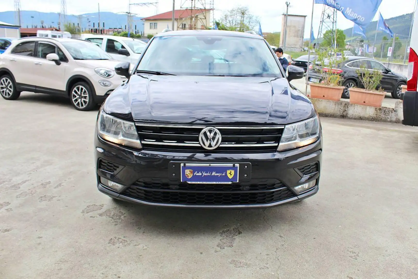 Volkswagen Tiguan 2.0 TDI DSG Advanced BMT Noir - 2