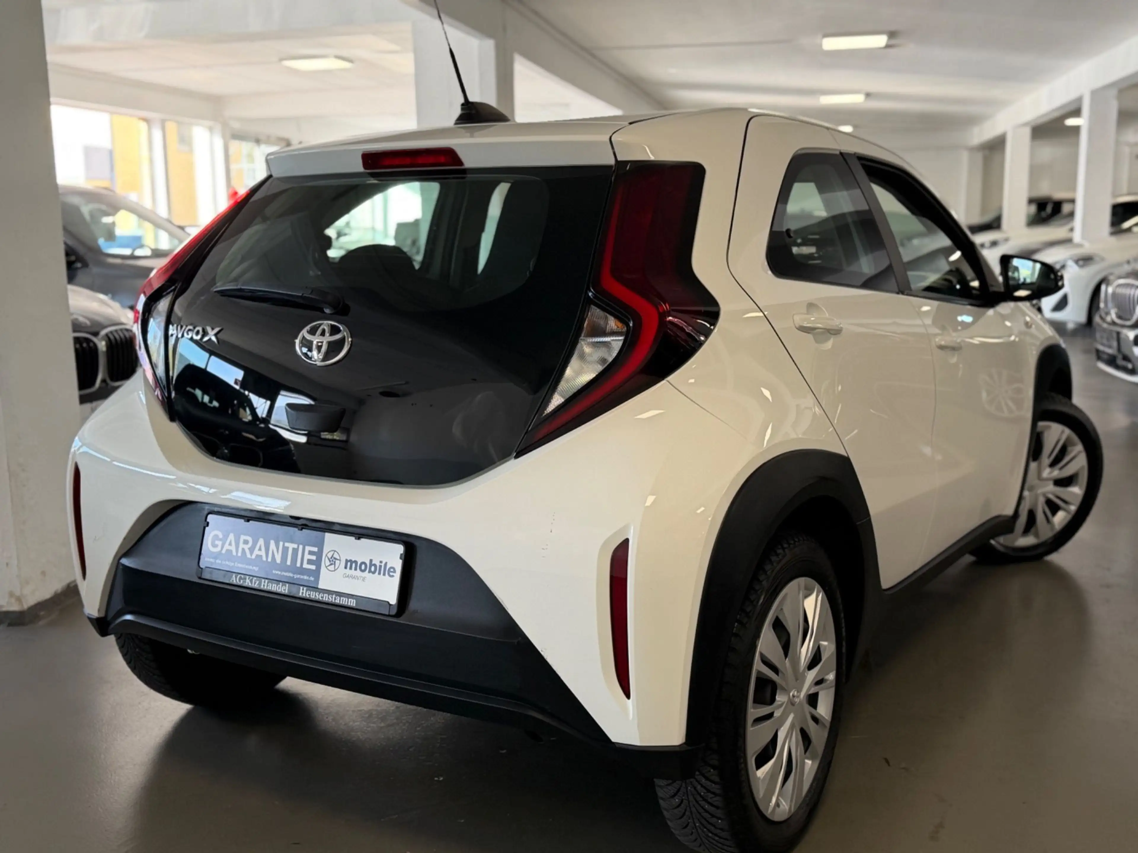 Toyota Aygo X Play CAM/SPUR/APPPLE CAR PLAY/MULTI — photo 9