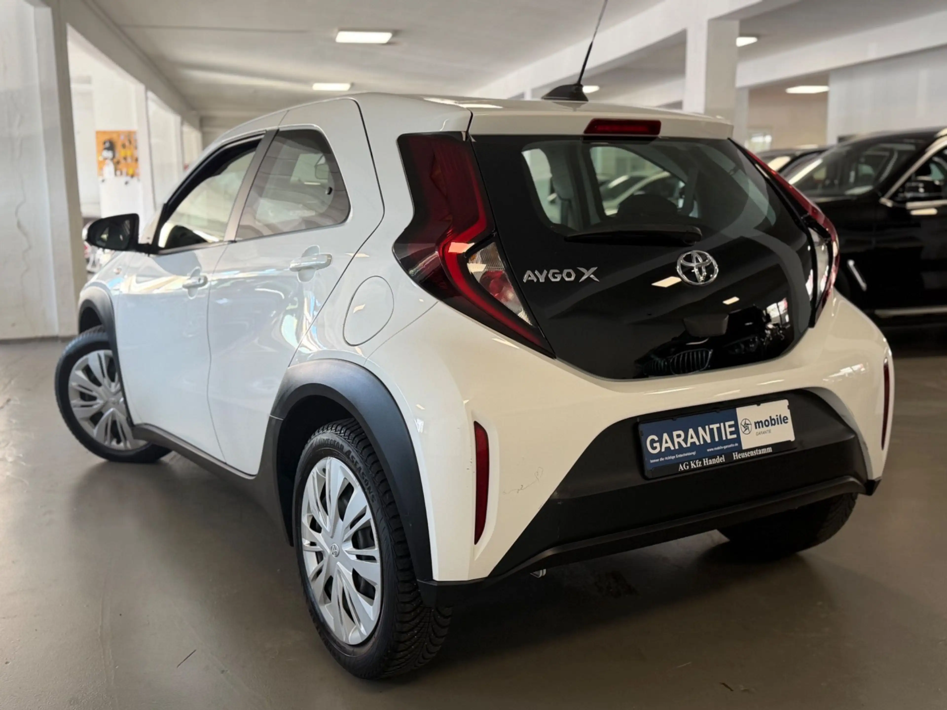 Toyota Aygo X Play CAM/SPUR/APPPLE CAR PLAY/MULTI — photo 7